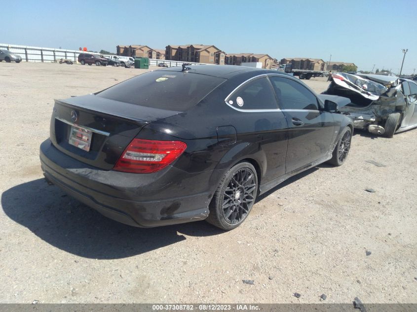 2014 MERCEDES-BENZ C 250 WDDGJ4HB4EG284388