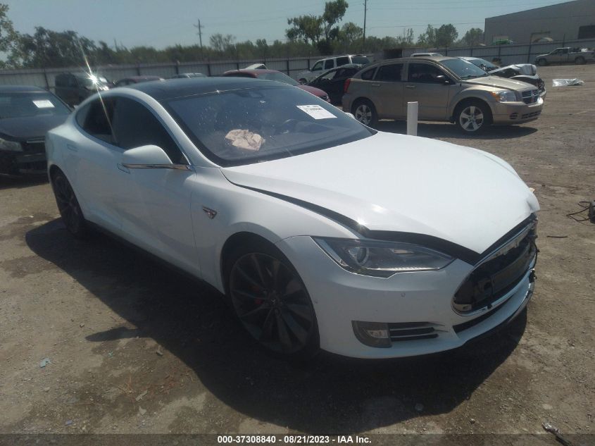 2016 TESLA MODEL S 90D/P90D/P100D/P85D - 5YJSA1E42GF137704