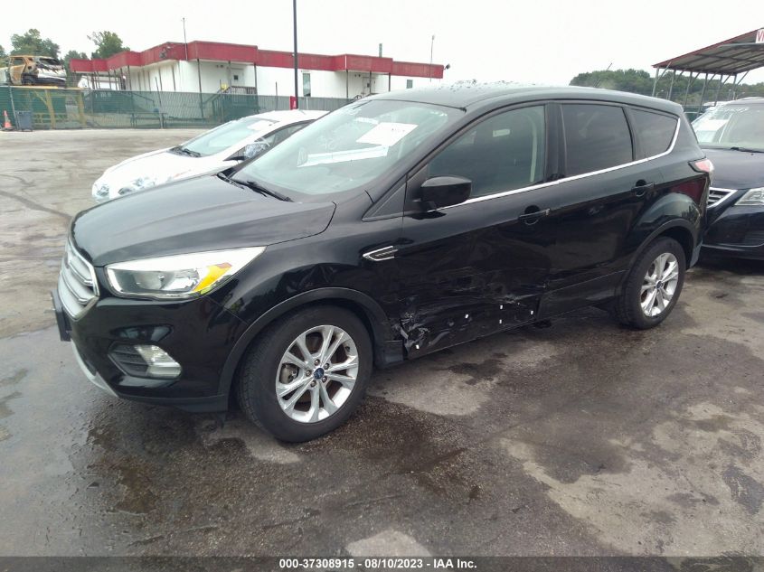 2017 FORD ESCAPE SE - 1FMCU9GD1HUD90198