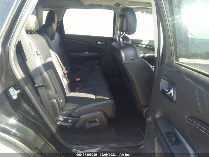 2020 DODGE JOURNEY CROSSROAD - 3C4PDCGB2LT267904