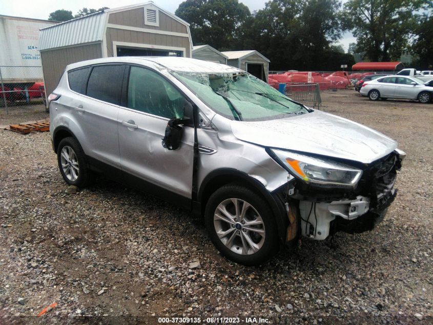 2017 FORD ESCAPE SE - 1FMCU0G98HUC65030