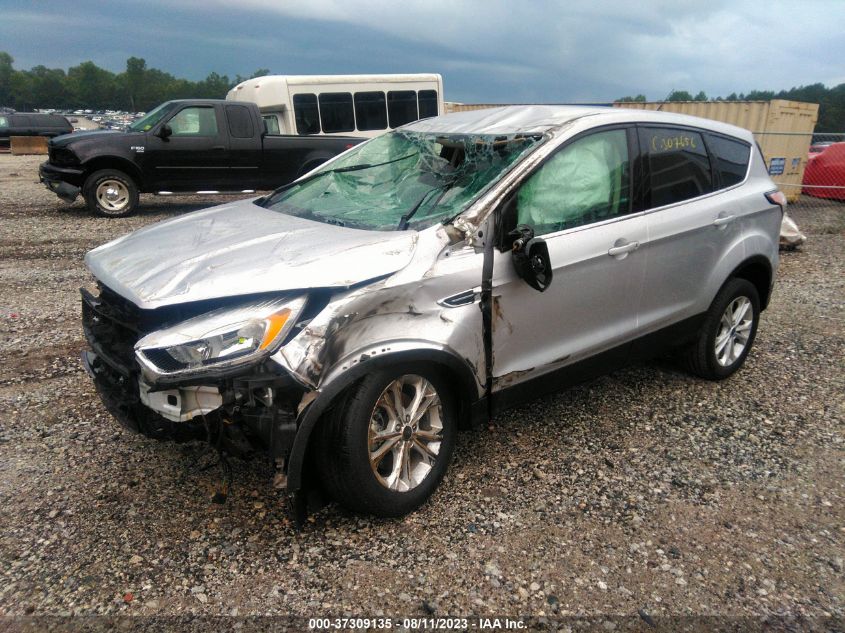 2017 FORD ESCAPE SE - 1FMCU0G98HUC65030