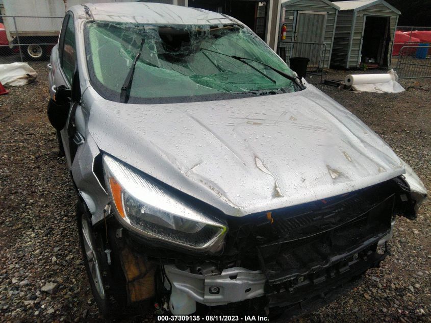 2017 FORD ESCAPE SE - 1FMCU0G98HUC65030