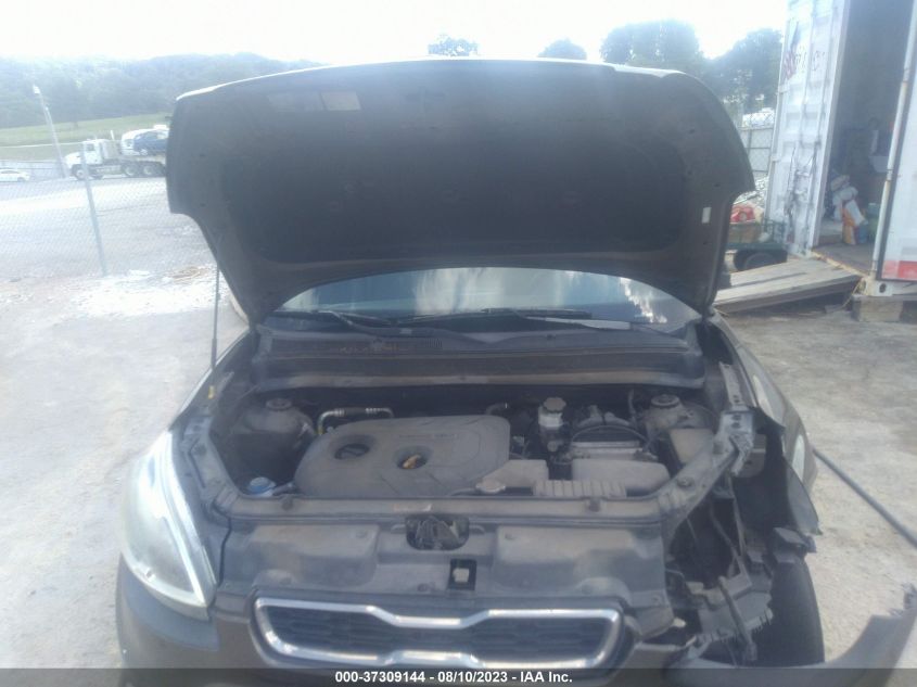 2013 KIA SOUL + - KNDJT2A67D7551100