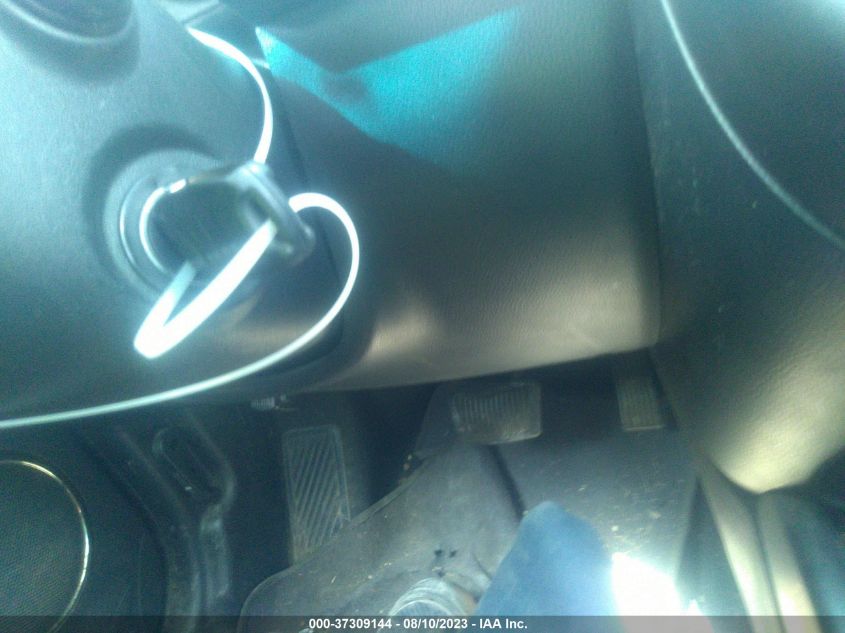 2013 KIA SOUL + - KNDJT2A67D7551100