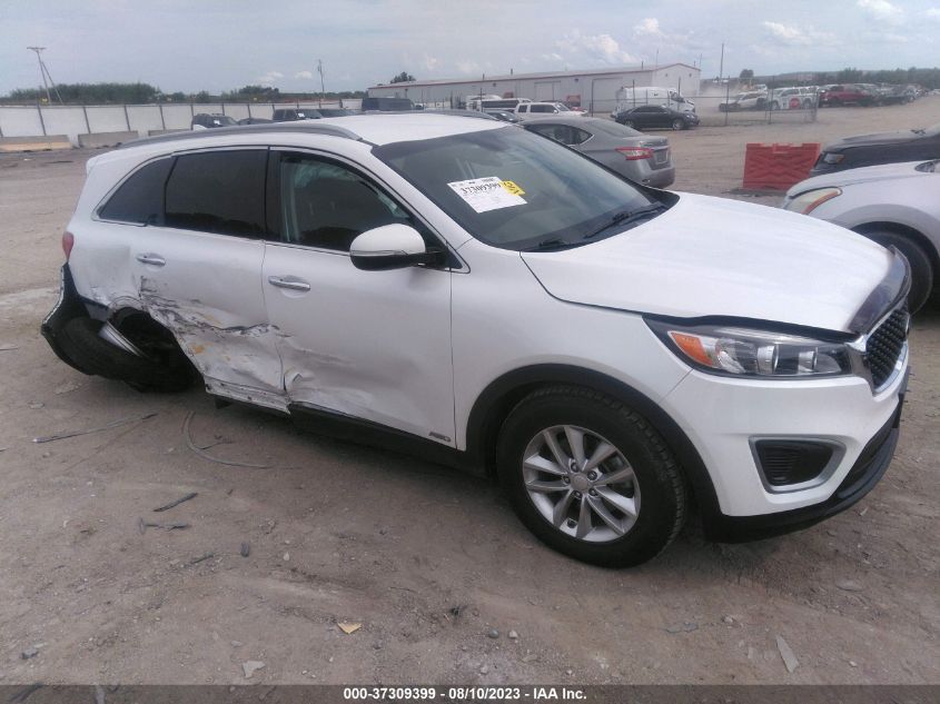 2016 KIA SORENTO LX - 5XYPGDA34GG026678