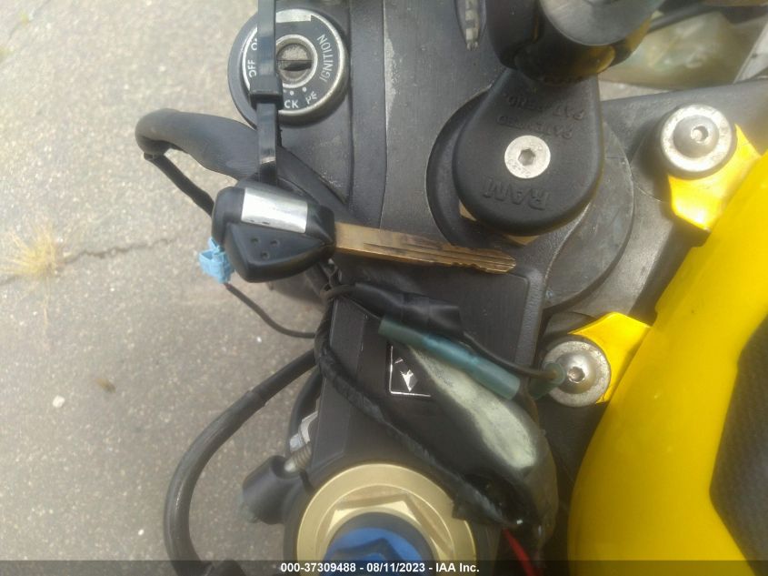 2005 SUZUKI GSX-R750 K - JS1GR7JA752103491