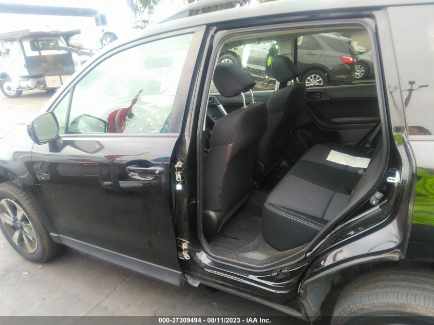 2017 SUBARU FORESTER PREMIUM - JF2SJAEC8HH401986