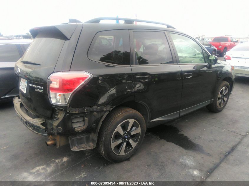 2017 SUBARU FORESTER PREMIUM - JF2SJAEC8HH401986