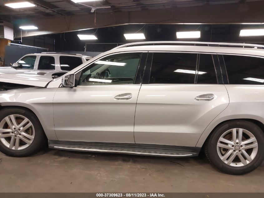 2015 MERCEDES-BENZ GL-CLASS GL 450 - 4JGDF6EE5FA564376
