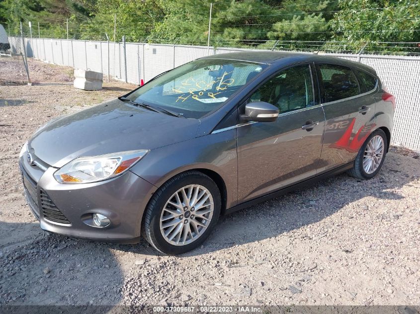 2014 FORD FOCUS TITANIUM - 1FADP3N27EL423002