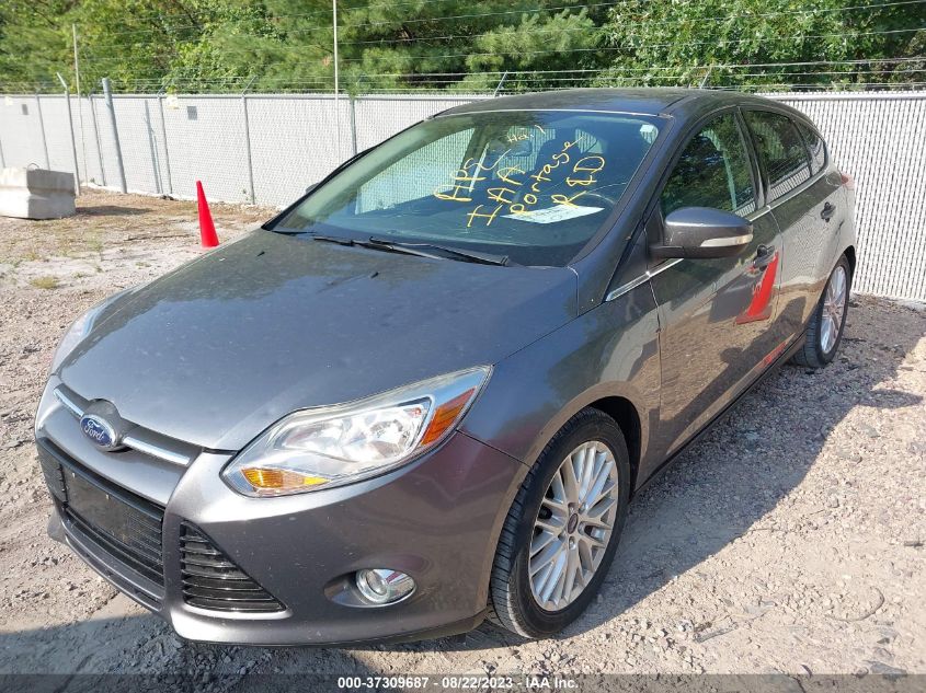 2014 FORD FOCUS TITANIUM - 1FADP3N27EL423002