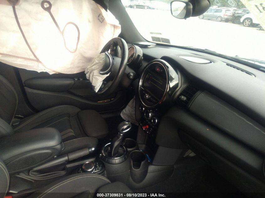 2015 MINI COOPER HARDTOP 4 DOOR - WMWXS5C51FT832884