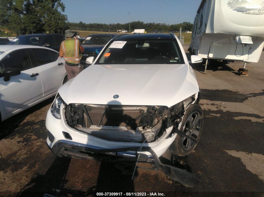 2016 MERCEDES-BENZ GLC GLC 300 - WDC0G4JB2GF006967