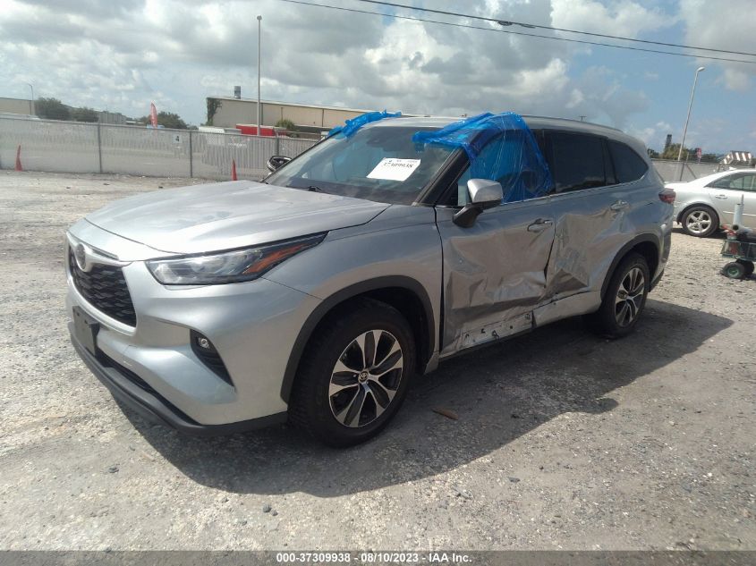 2020 TOYOTA HIGHLANDER XLE - 5TDHZRAH0LS500811