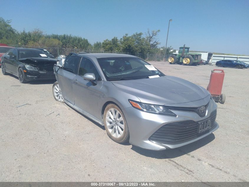 2018 TOYOTA CAMRY LE/SE/XLE/L - 4T1B11HK6JU665931