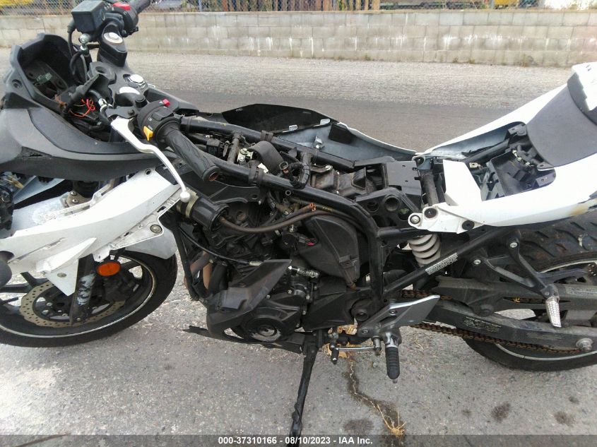 2018 SUZUKI GSX250R LC6DN11A5J1102014
