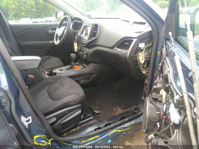 2020 JEEP CHEROKEE LATITUDE - 1C4PJMCB0LD611613