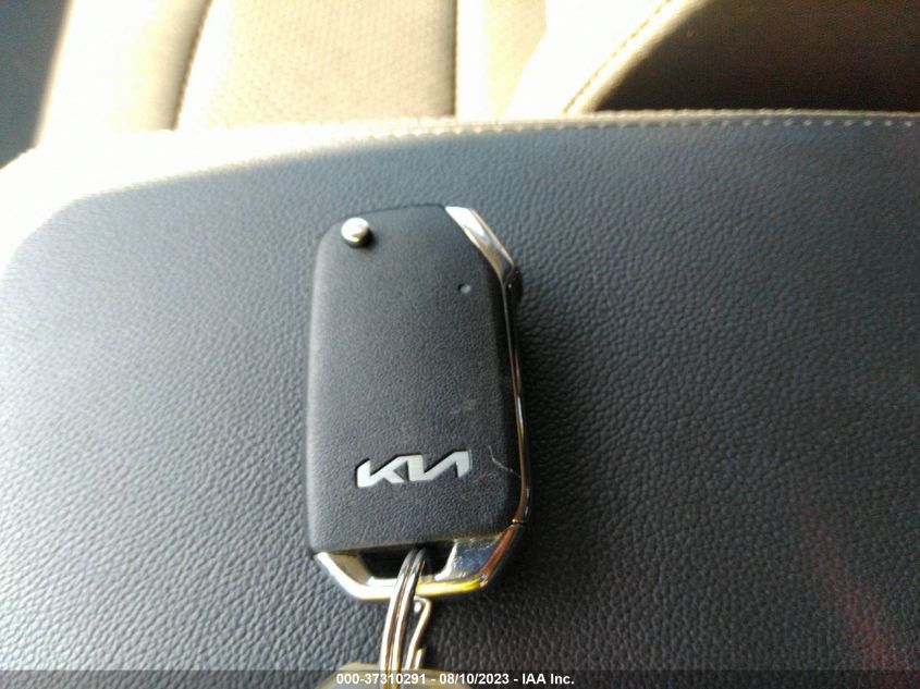 2023 KIA SPORTAGE LX - KNDPUCAF2P7131696