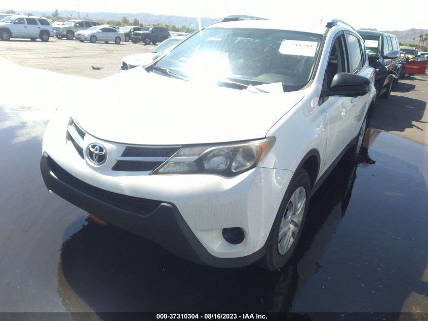 2015 TOYOTA RAV4 LE - JTMZFREV4FD049749