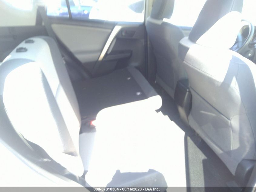 2015 TOYOTA RAV4 LE - JTMZFREV4FD049749