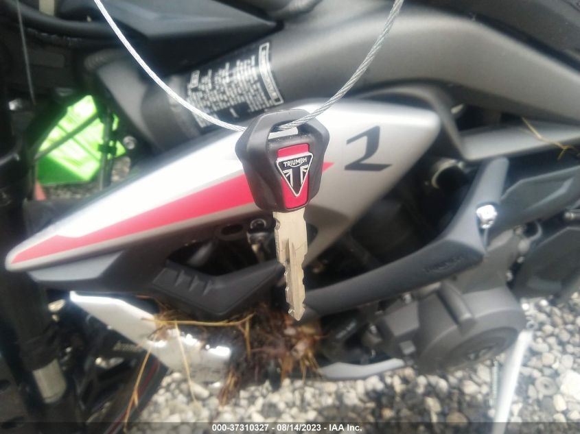 2022 TRIUMPH MOTORCYCLE STREET TRIPLE R SMTA534D9NTAW0793