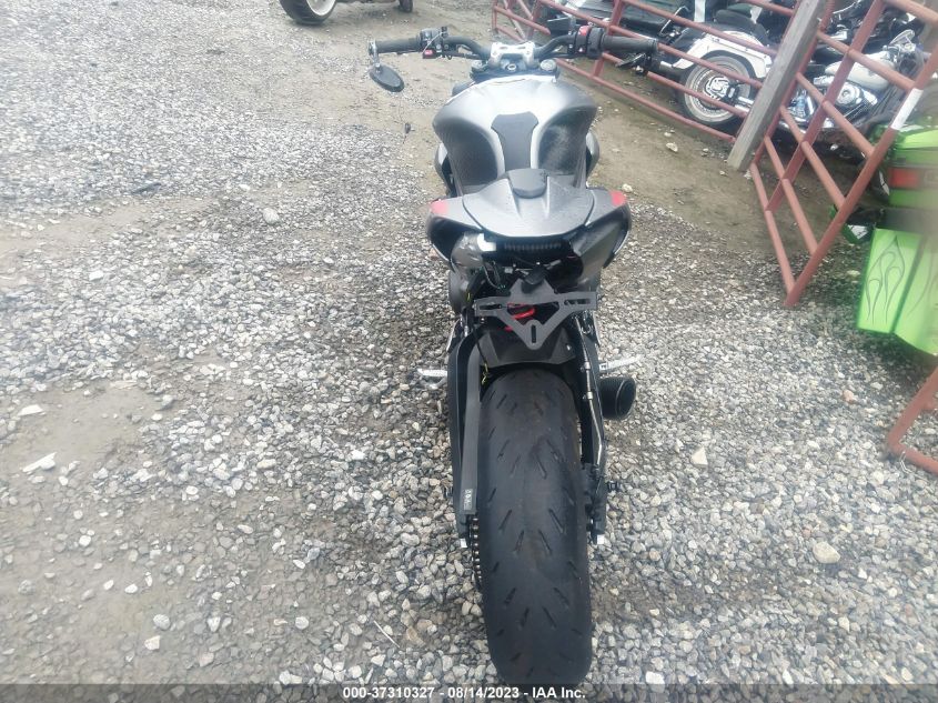 2022 TRIUMPH MOTORCYCLE STREET TRIPLE R SMTA534D9NTAW0793