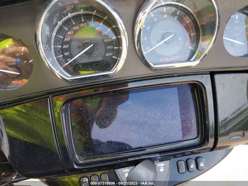 2021 HARLEY-DAVIDSON FLHTKSE 1HD1TEH18MB951240