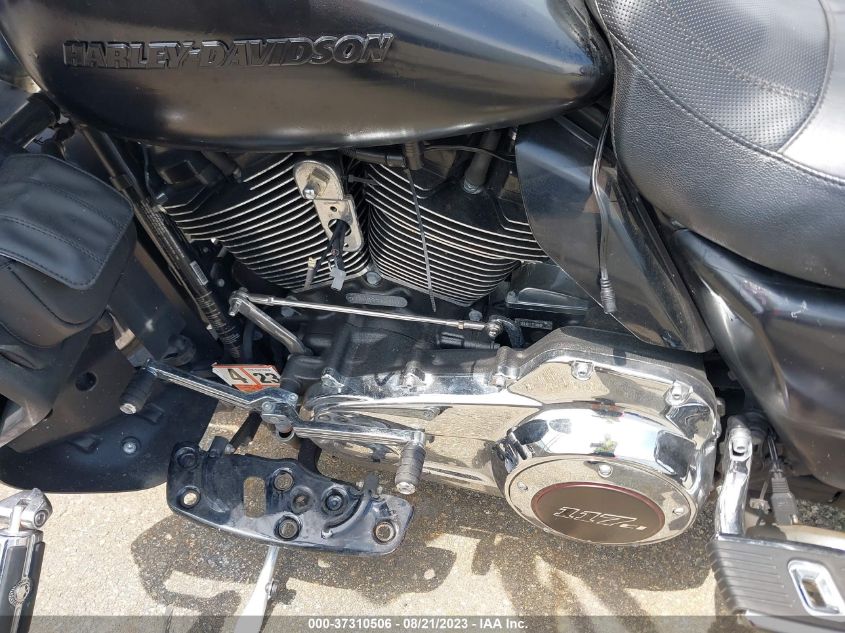 2021 HARLEY-DAVIDSON FLHTKSE 1HD1TEH18MB951240