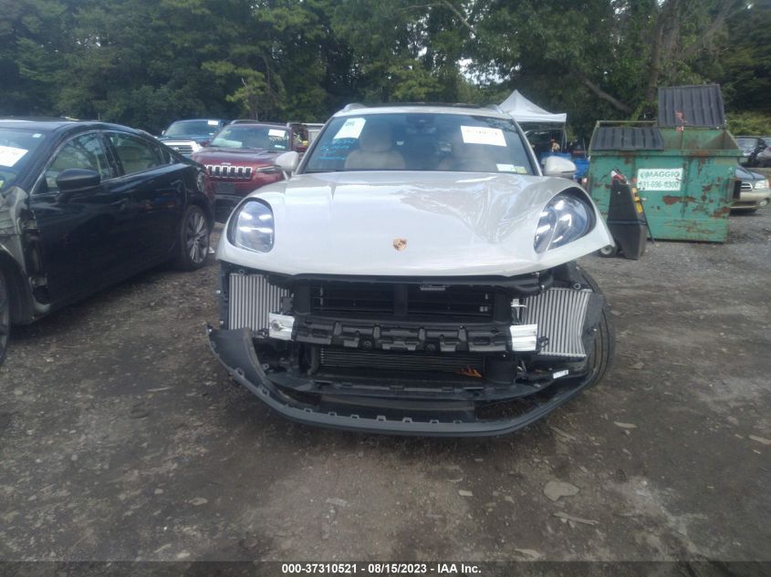 WP1AG2A59NLB24102 Porsche Macan S 13