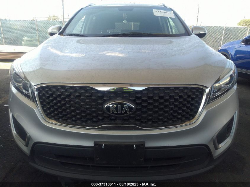 2018 KIA SORENTO LX V6 - 5XYPG4A59JG369057