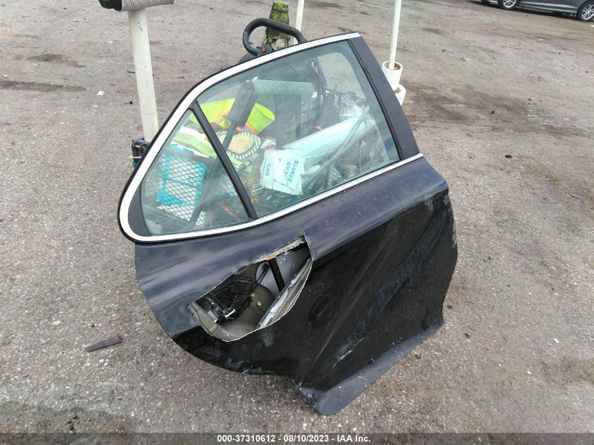 2021 TOYOTA CAMRY SE - 4T1G11AK2MU558766