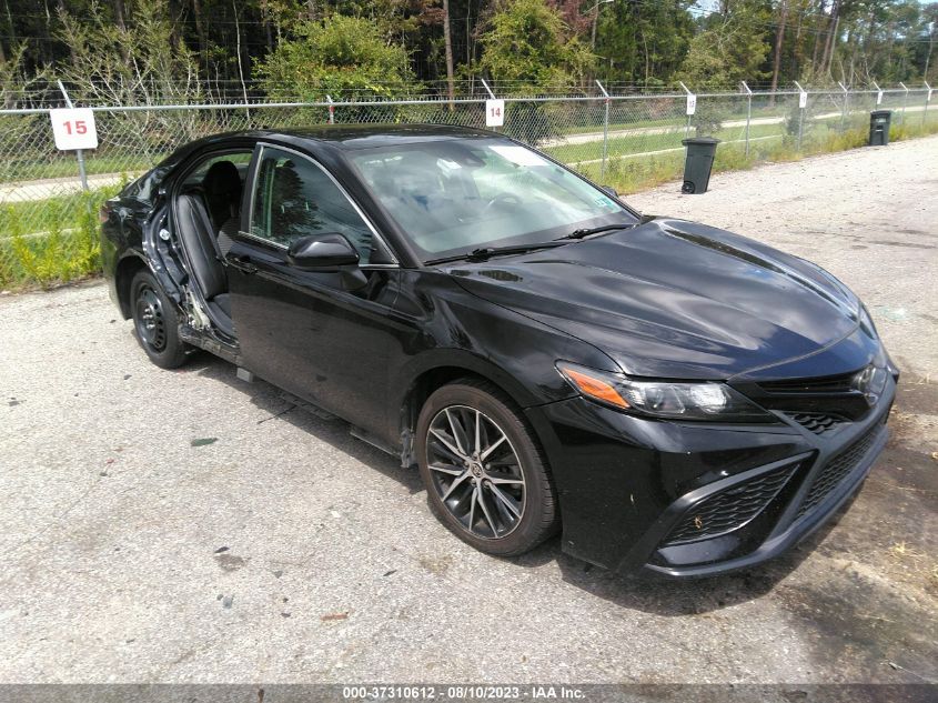 2021 TOYOTA CAMRY SE - 4T1G11AK2MU558766