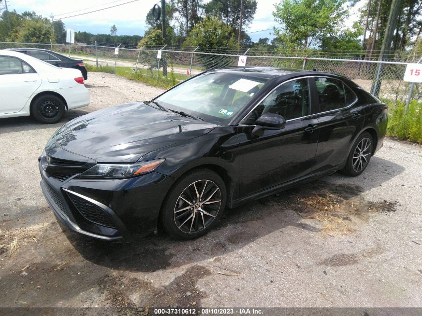 2021 TOYOTA CAMRY SE - 4T1G11AK2MU558766