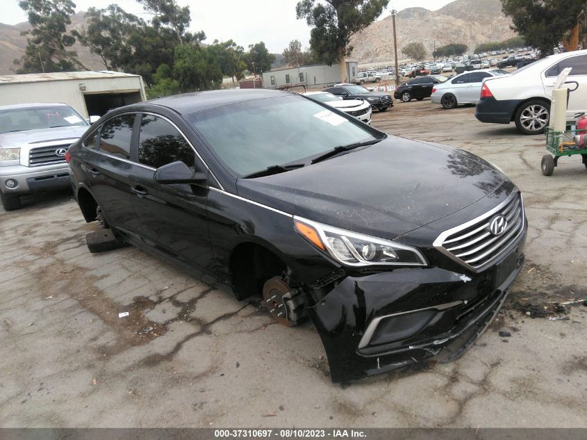 2016 HYUNDAI SONATA 2.4L SE - 5NPE24AF2GH359471