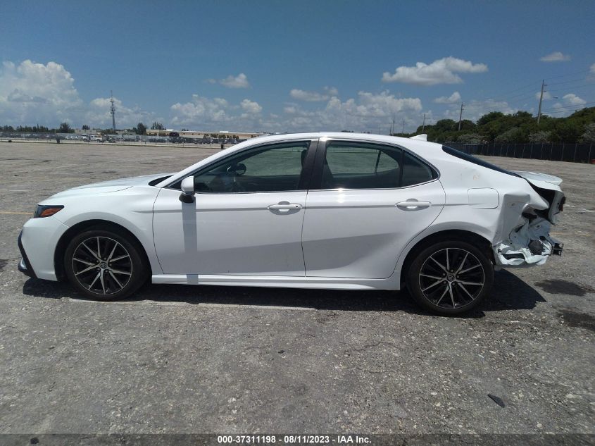 2022 TOYOTA CAMRY SE - 4T1T11AKXNU036841