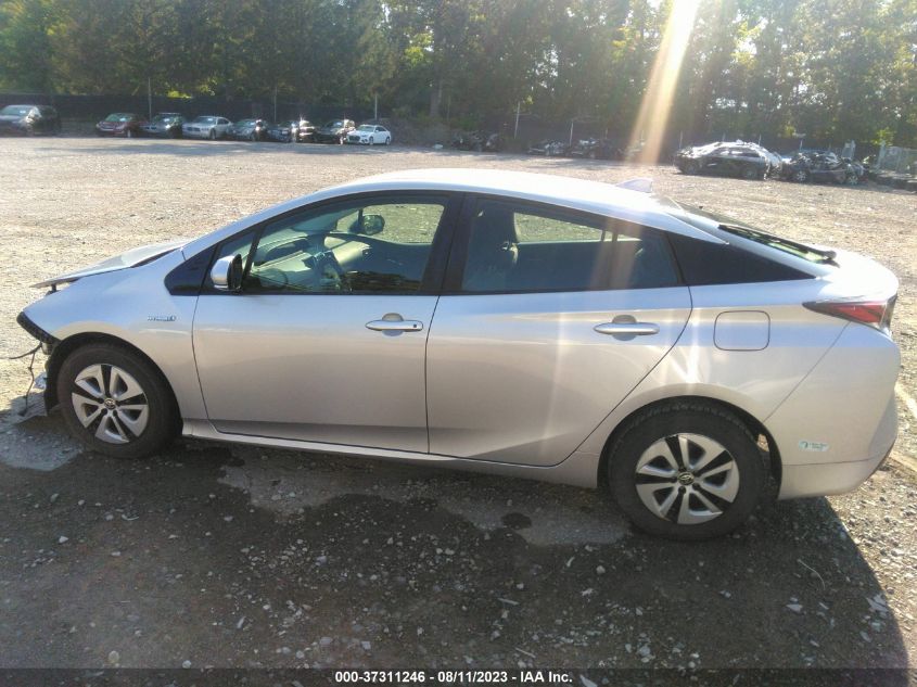 2016 TOYOTA PRIUS FOUR - JTDKARFU9G3500199