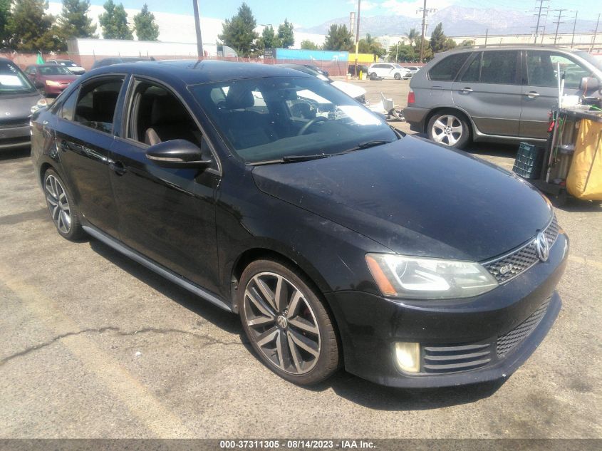 2014 VOLKSWAGEN JETTA SEDAN GLI - 3VW5S7AJ4EM364777