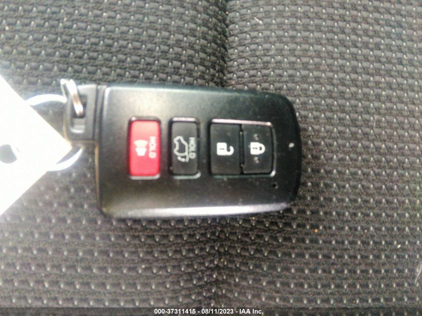 2018 TOYOTA RAV4 XLE/ADVENTURE - JTMWFREV0JD131540