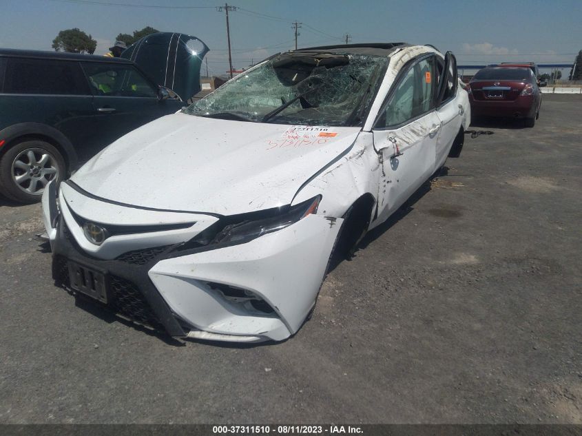 2020 TOYOTA CAMRY SE - 4T1G11AKXLU979200