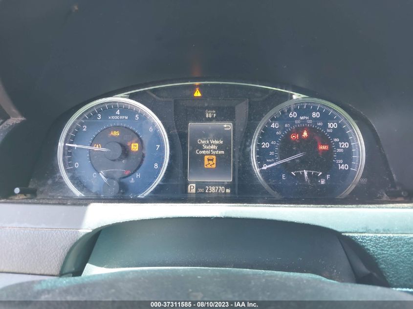 2016 TOYOTA CAMRY XLE/SE/LE/XSE - 4T4BF1FK4GR563644