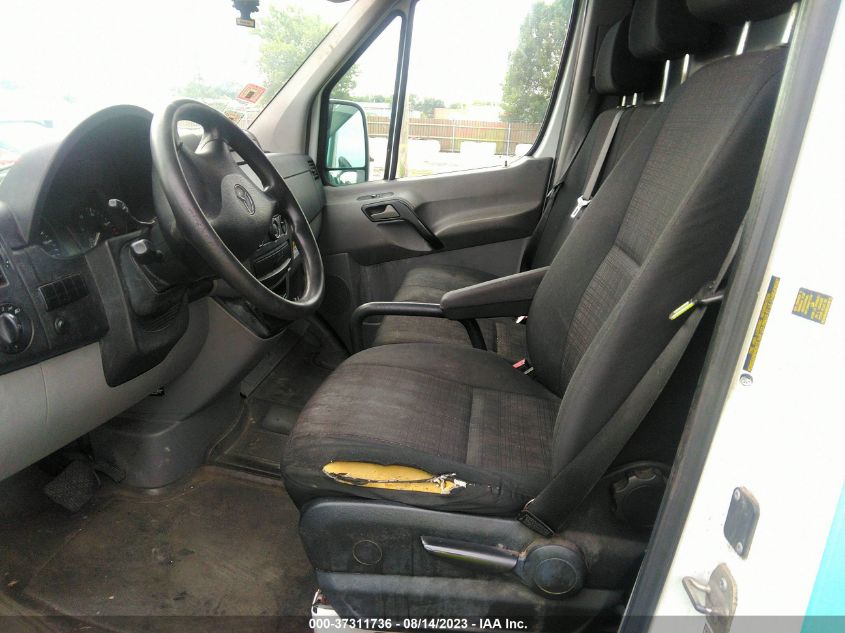 2015 MERCEDES-BENZ SPRINTER CARGO VANS WD3PE8DC9F5981213