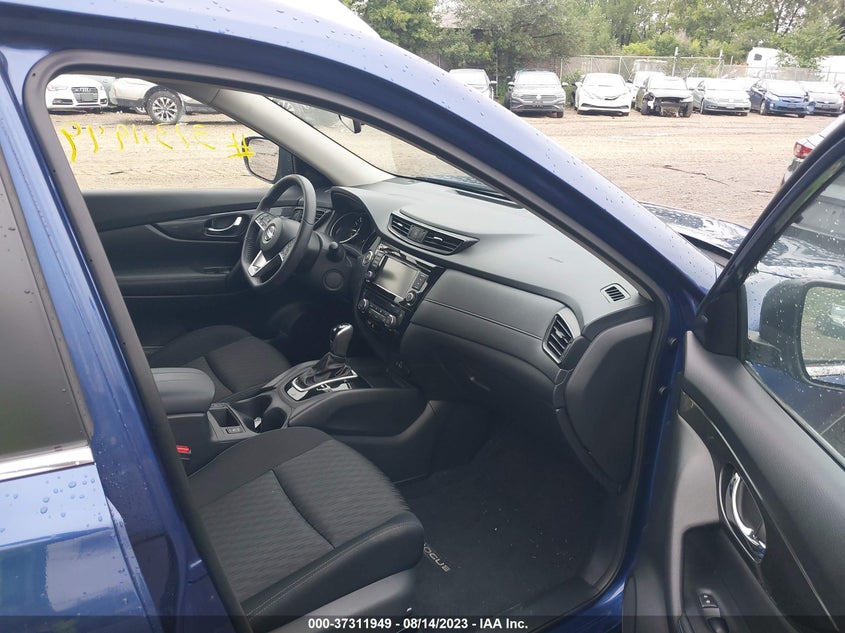 VIN KNMAT2MV2LP529569 2020 NISSAN ROGUE SV