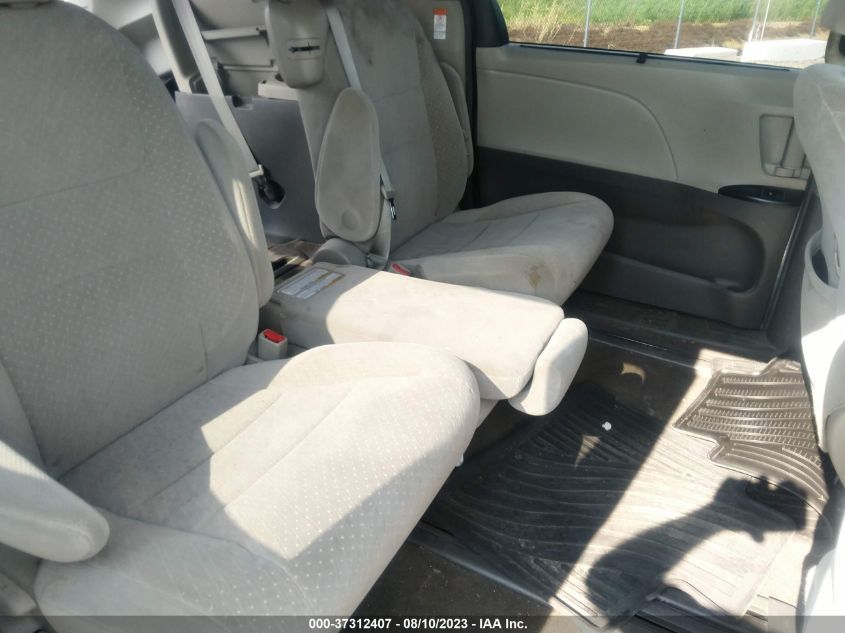 2017 TOYOTA SIENNA LE - 5TDKZ3DC1HS883443