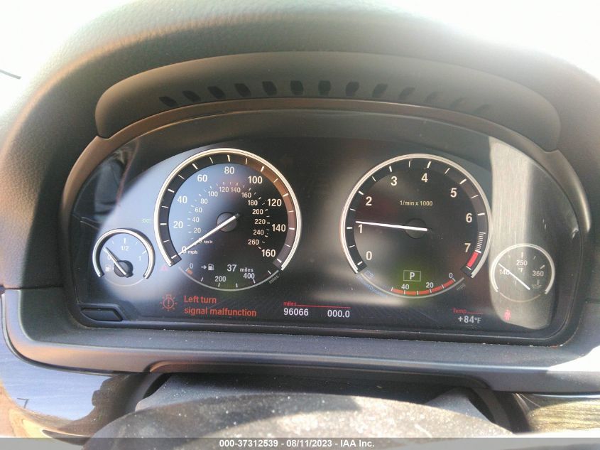 2013 BMW 5 SERIES 528I - WBAXG5C53DD230139