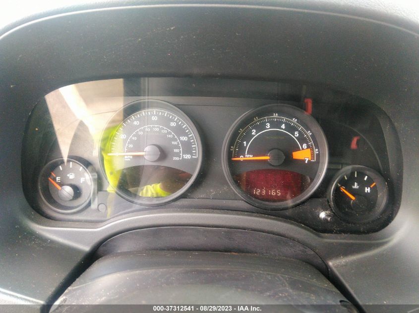 2016 JEEP COMPASS SPORT - 1C4NJCBAXGD525869