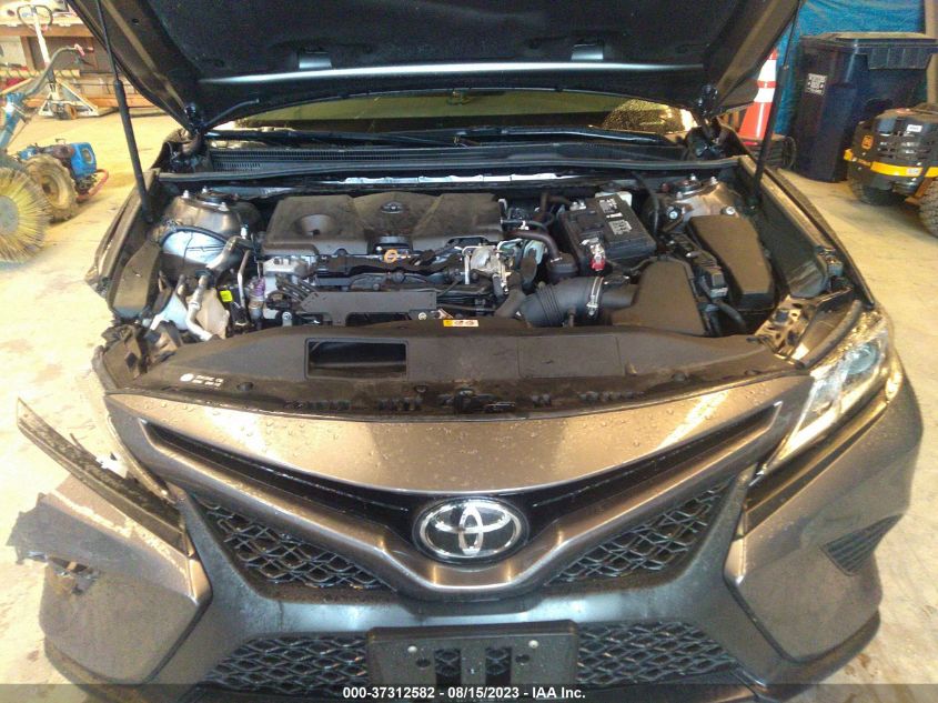 2018 TOYOTA CAMRY L/LE/XLE/SE/XSE - 4T1B11HK7JU556457