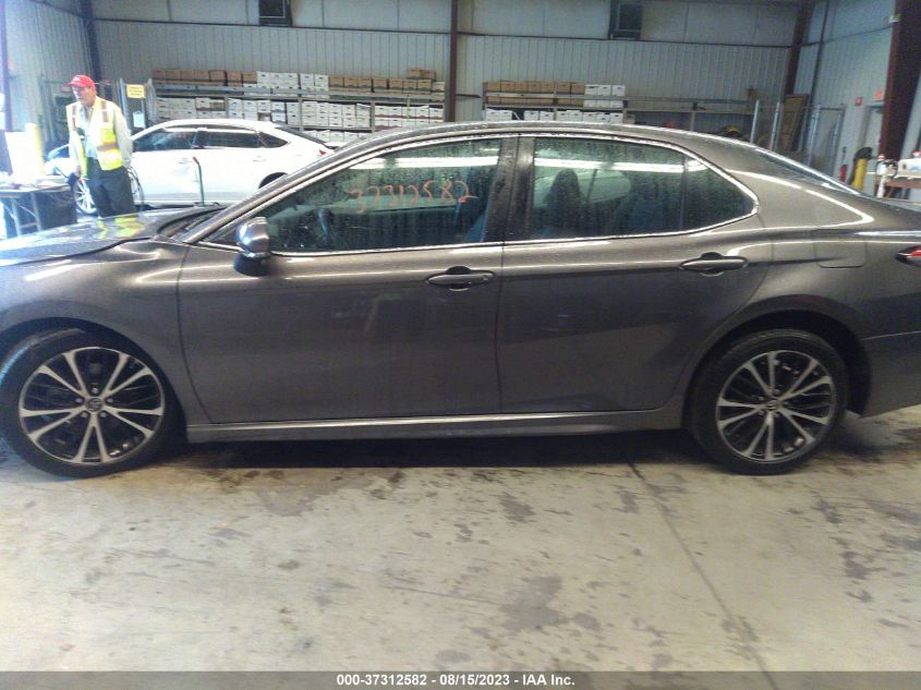 2018 TOYOTA CAMRY L/LE/XLE/SE/XSE - 4T1B11HK7JU556457