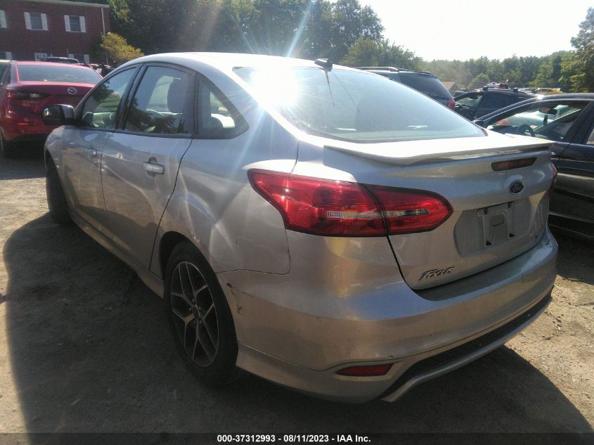 2016 FORD FOCUS SE - 1FADP3F27GL389080