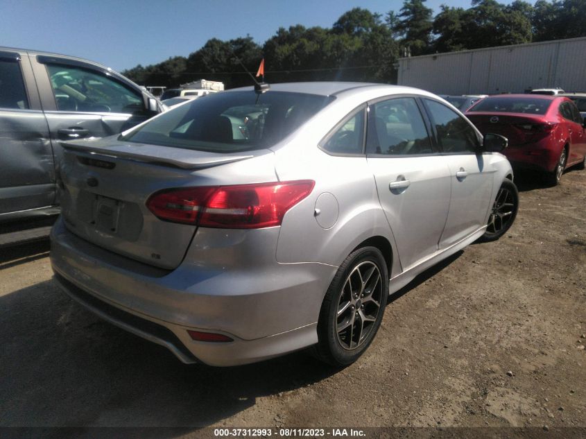 2016 FORD FOCUS SE - 1FADP3F27GL389080